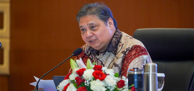 Menko Airlangga Siapkan Paket Bantuan Ekonomi Pascabencana