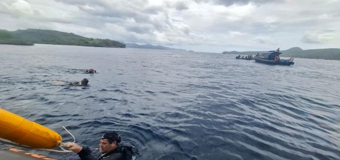 Operasi SAR Labuan Bajo Sonar dan Penyelam Cari 3 WN Spanyol yang Hilang