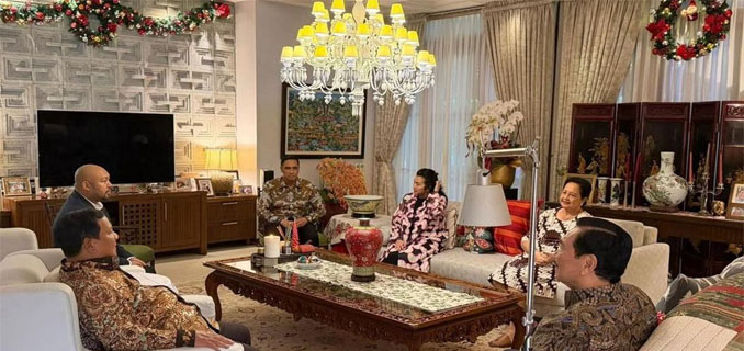 Prabowo Sambangi Luhut dan Kapolri di Hari Natal 2025