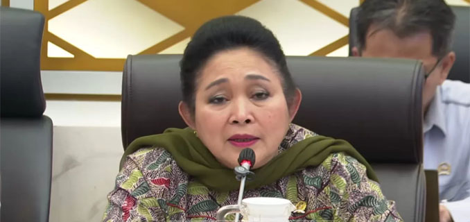 Truk Kayu Raksasa Melintas di Tengah Duka Bencana Sumatera, “Ini Mengejek Rakyat!”