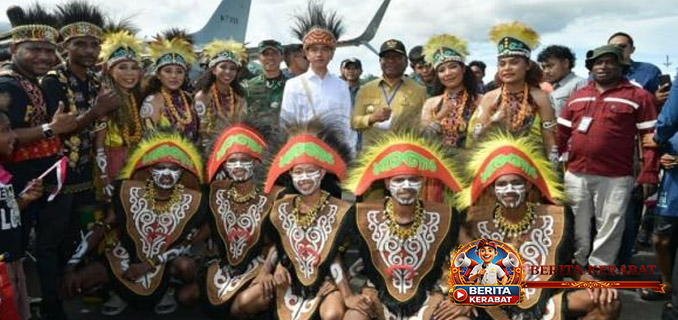 Wapres Gibran Kunker ke Papua: Disambut Tarian Adat dan Noken di Biak